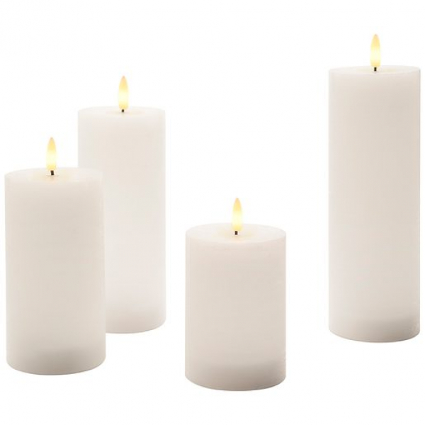 Indoor Flat LED Candle Set large white, 4 Kerzen mit DM 7,5cm, Höhen: 10cm, 13,5cm, 17cm und 20cm, IP20, benötigt 8x AA 1,5V Batterien